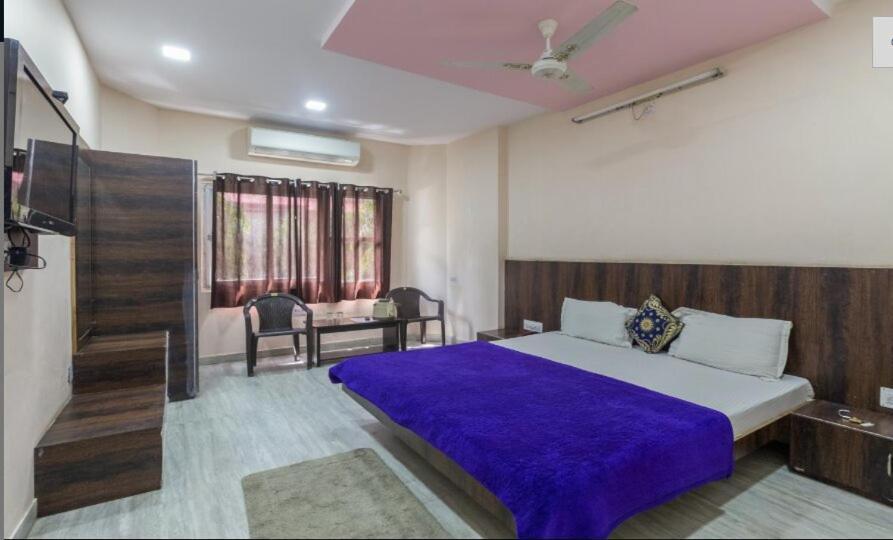 Hotel Laxmi Mahal à Udaipur Extérieur photo