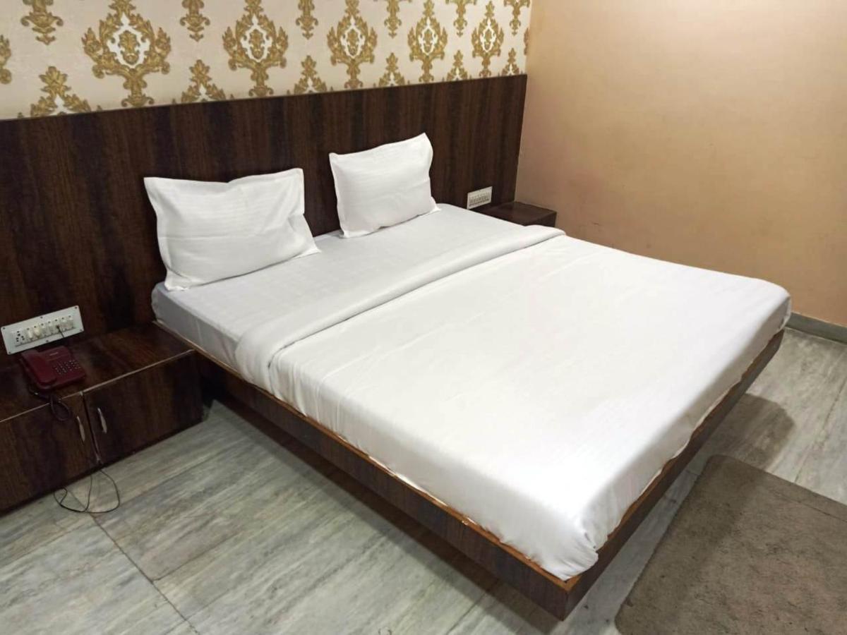 Hotel Laxmi Mahal à Udaipur Extérieur photo