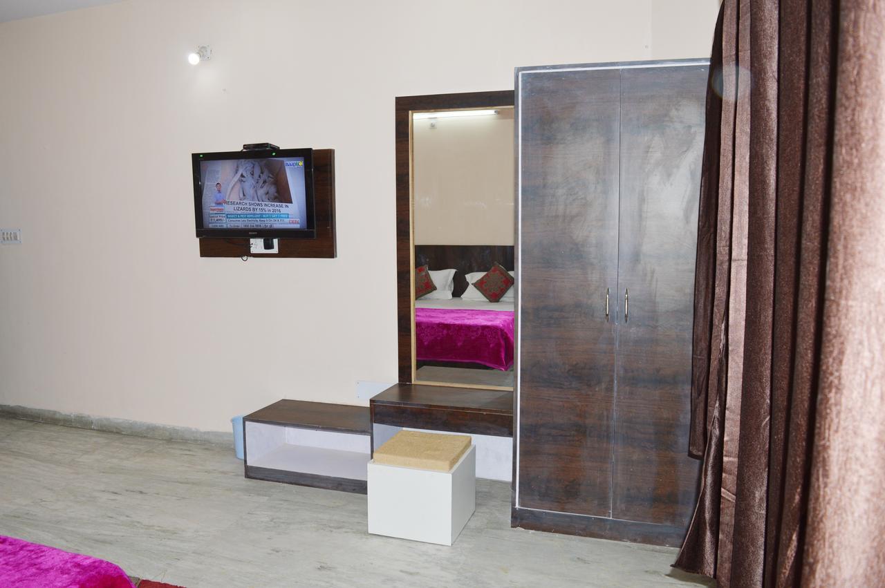 Hotel Laxmi Mahal à Udaipur Extérieur photo