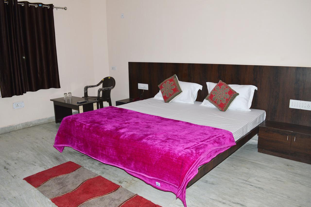 Hotel Laxmi Mahal à Udaipur Extérieur photo